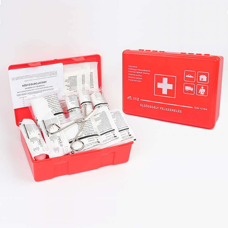 Bolsa de primeros auxilios para coche según la norma actual 2025, incluye toallitas de ventilación, botiquín de primeros auxilios para coche aplicable en Europa, botiquín de primeros auxilios DIN 13164