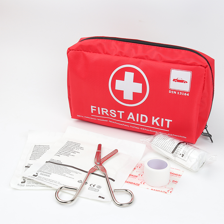 Bolsa de primeros auxilios para coche según la norma actual 2025, incluye toallitas de ventilación, botiquín de primeros auxilios para coche aplicable en Europa, botiquín de primeros auxilios DIN 13164