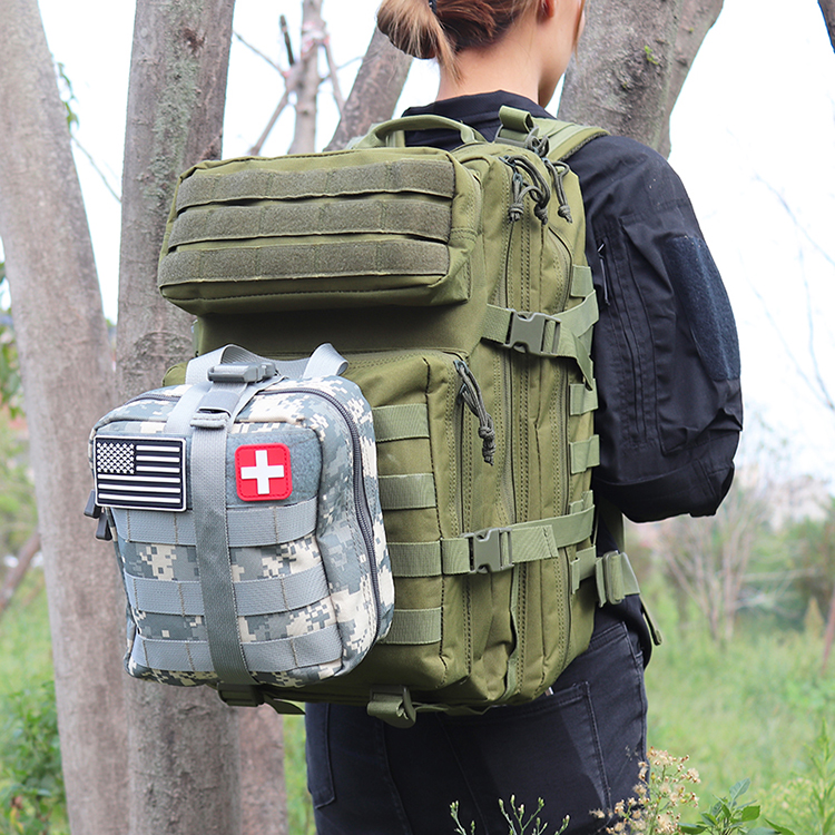 ¿Cómo funciona un botiquín de primeros auxilios militar de combate en emergencias reales?